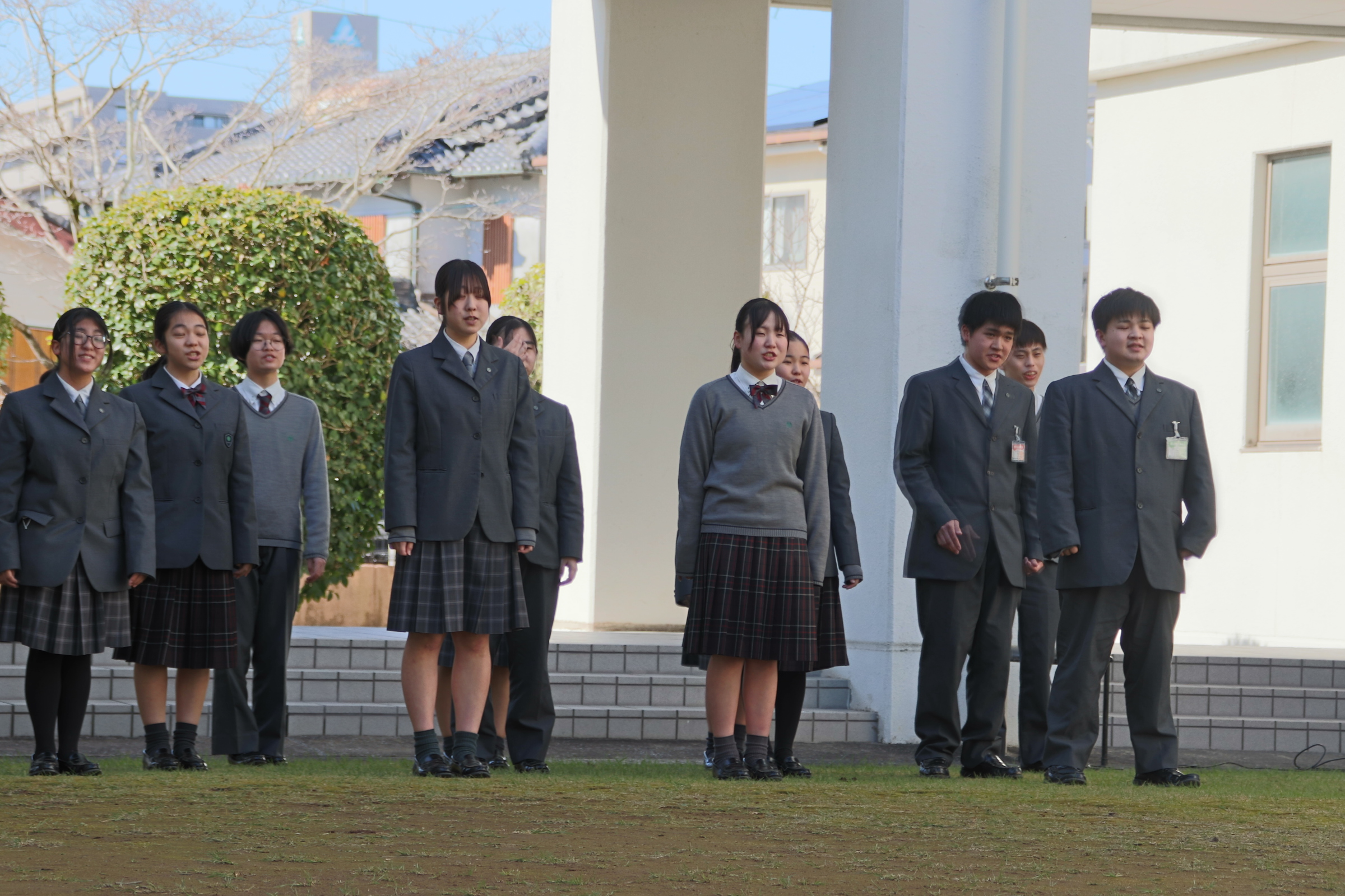 中庭で昼休みミニコンサート♪ - 宮崎学園中学校・高等学校 | 中高一貫